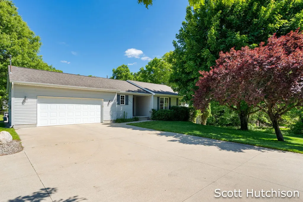 3439 S Johnson Road Montcalm Township MI 49326