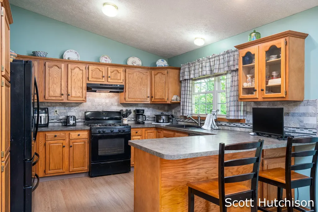 3439 S Johnson Road Montcalm Township MI 49326