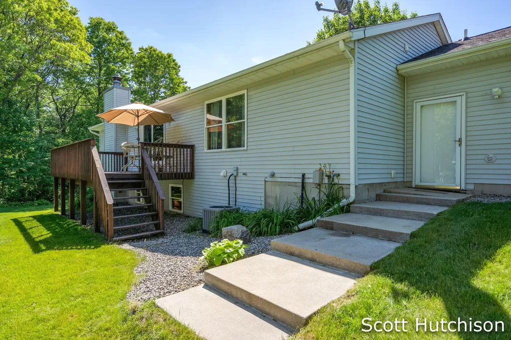 3439 S Johnson Road Montcalm Township MI 49326