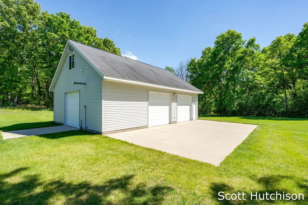 3439 S Johnson Road Montcalm Township MI 49326