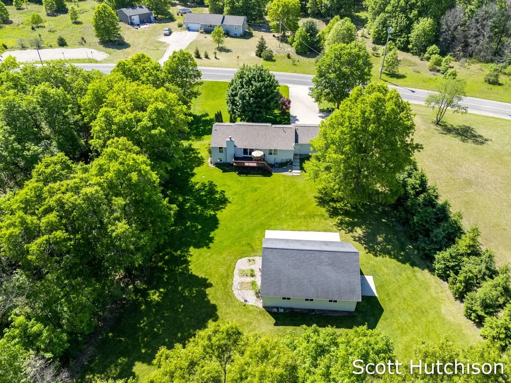 3439 S Johnson Road Montcalm Township MI 49326