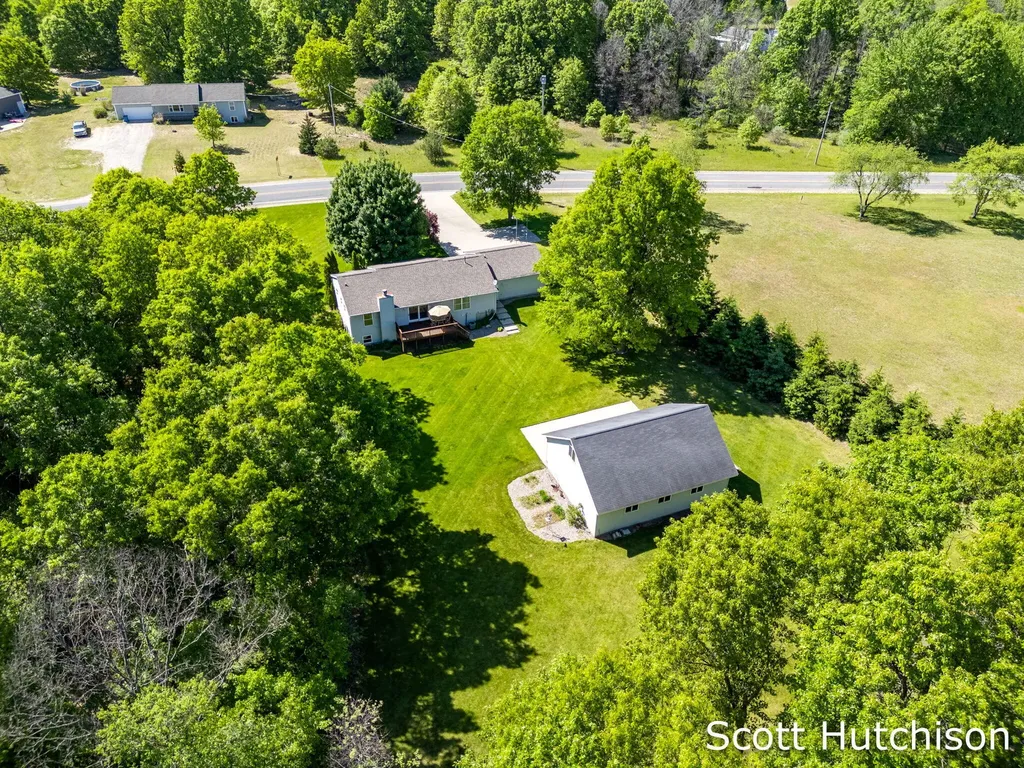 3439 S Johnson Road Montcalm Township MI 49326