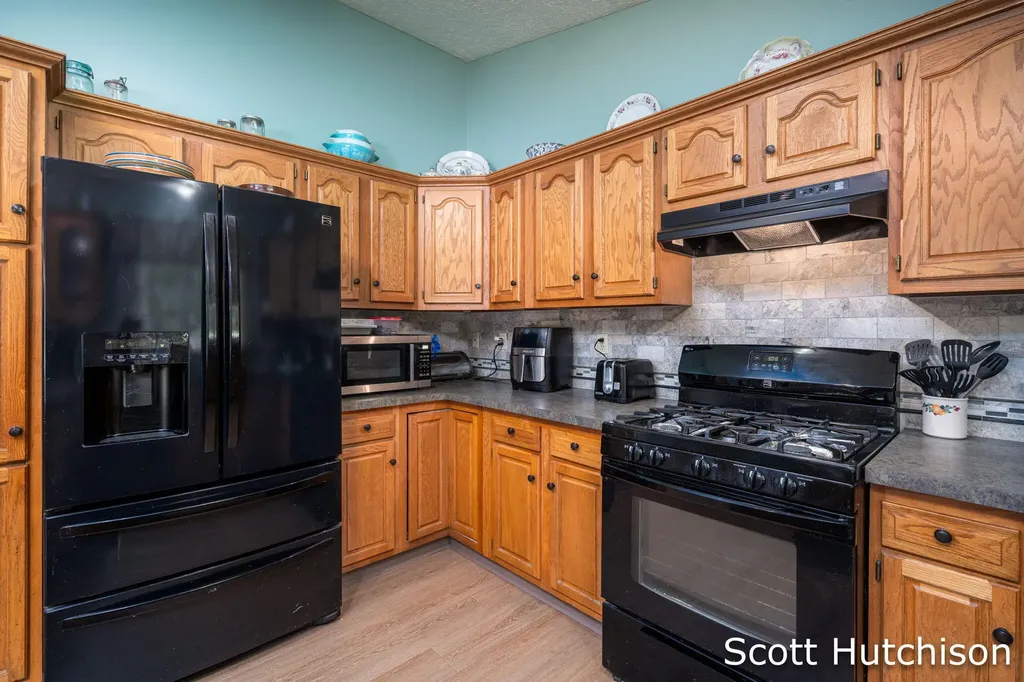 3439 S Johnson Road Montcalm Township MI 49326