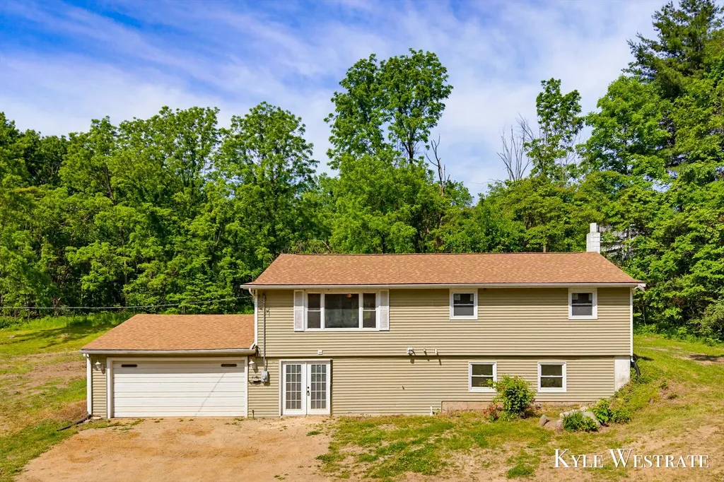5505 Keller Road Hope Township MI 49046