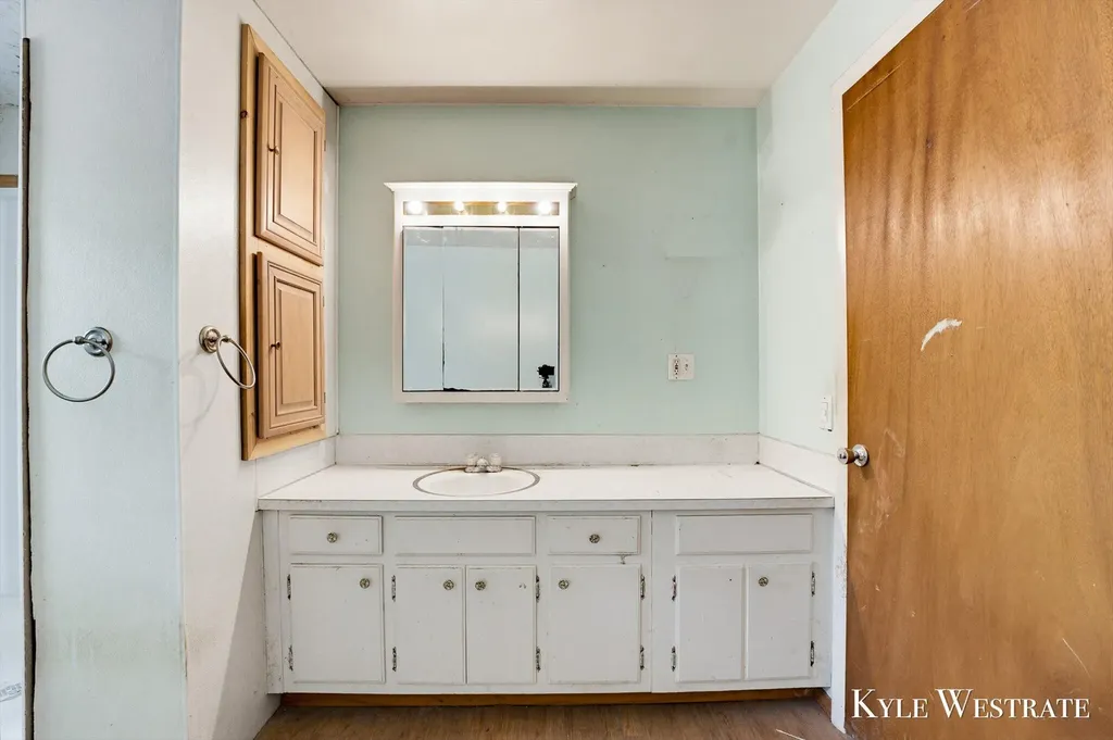5505 Keller Road Hope Township MI 49046