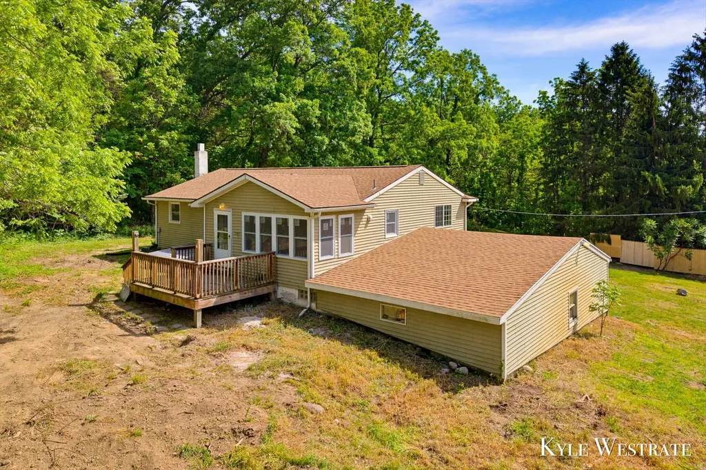 5505 Keller Road Hope Township MI 49046