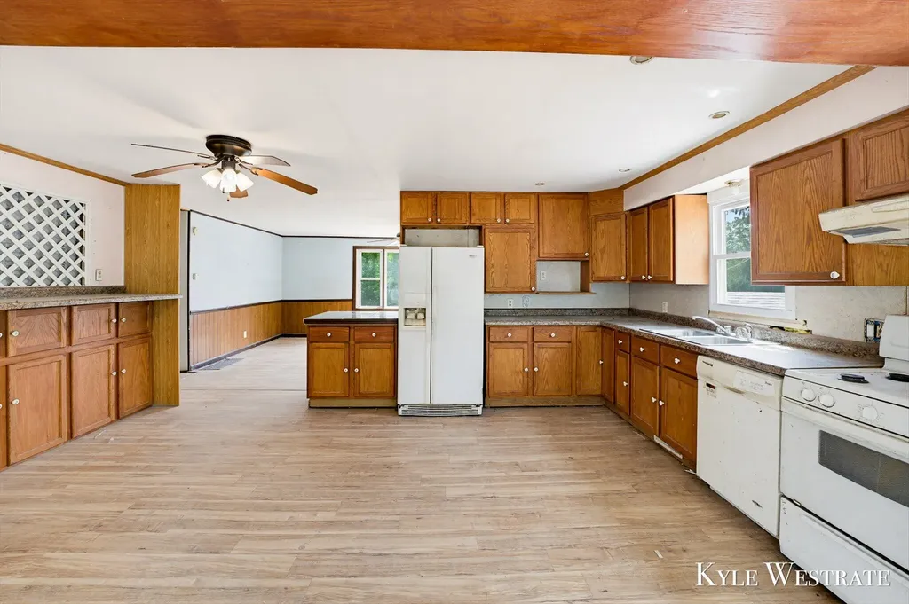 5505 Keller Road Hope Township MI 49046