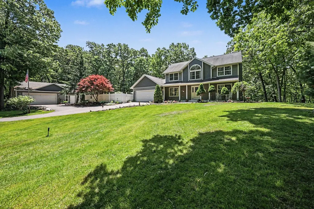 3169 Natures Place Drive SE Lowell Charter Township MI 49331