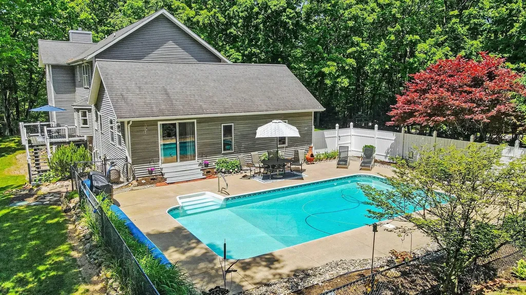 3169 Natures Place Drive SE Lowell Charter Township MI 49331