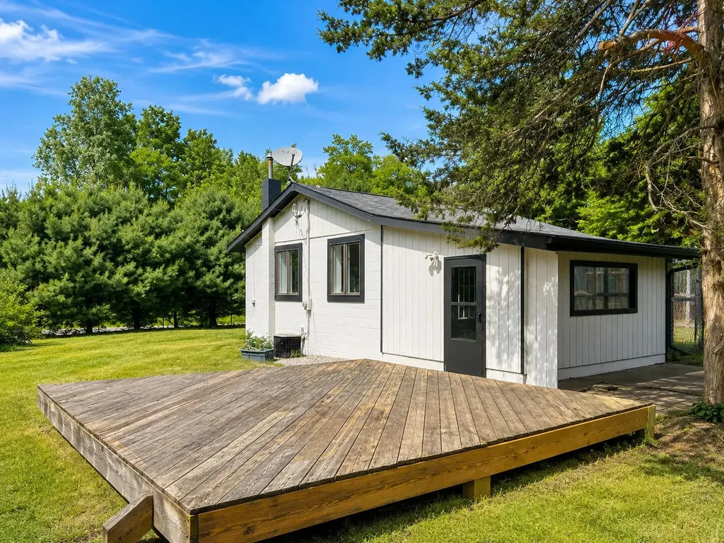 27939 38th Avenue Almena Township MI 49079