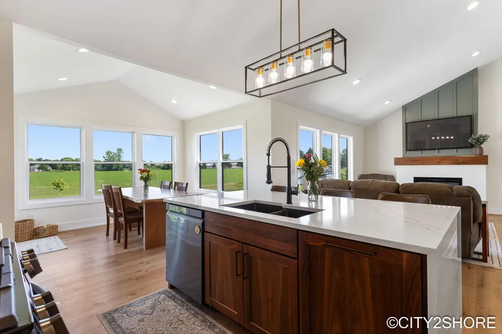 6181 Molli Drive Allendale Charter Township MI 49401