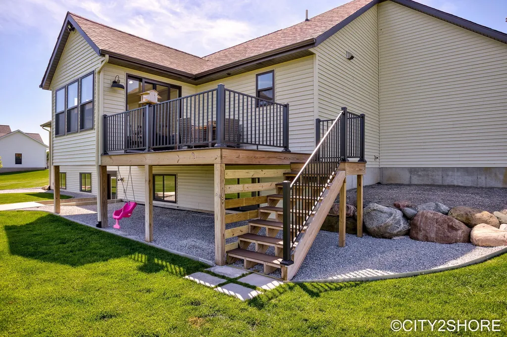 6181 Molli Drive Allendale Charter Township MI 49401