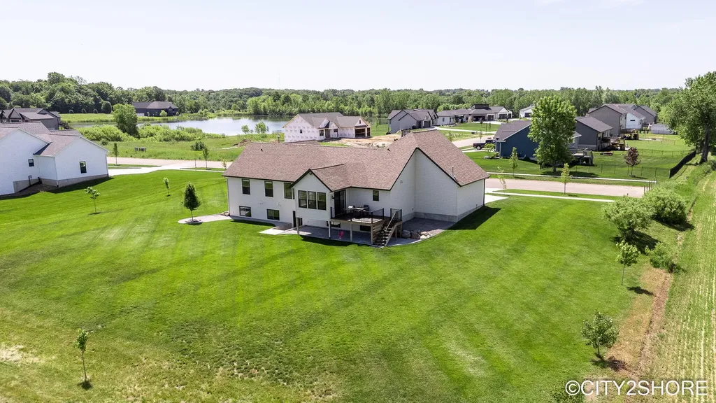 6181 Molli Drive Allendale Charter Township MI 49401