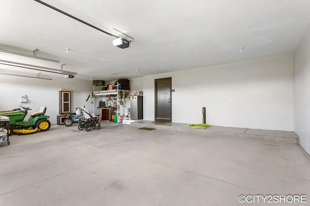 6181 Molli Drive Allendale Charter Township MI 49401