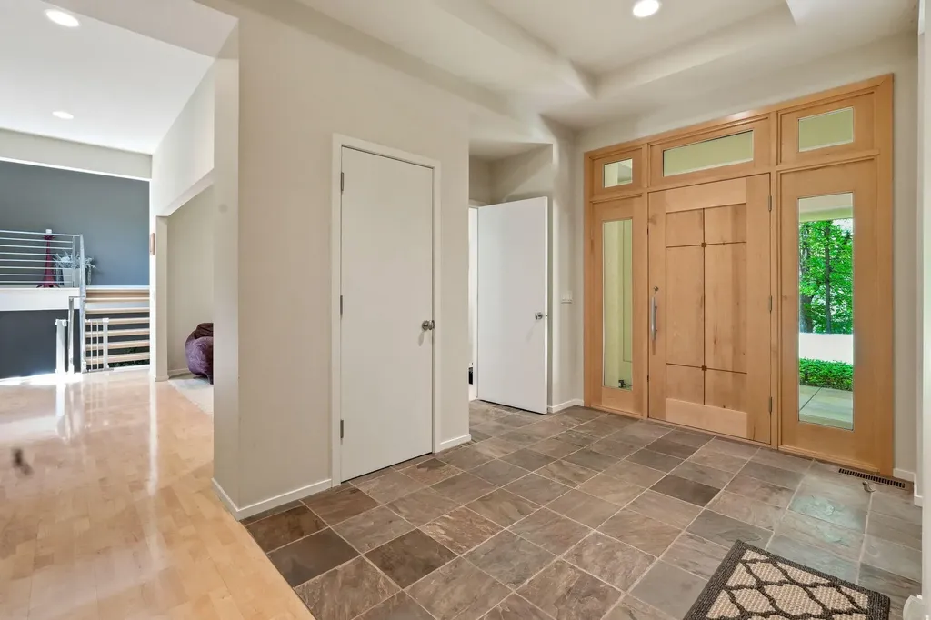 1970 Red Hill Drive NE Grand Rapids Charter Township MI 49301