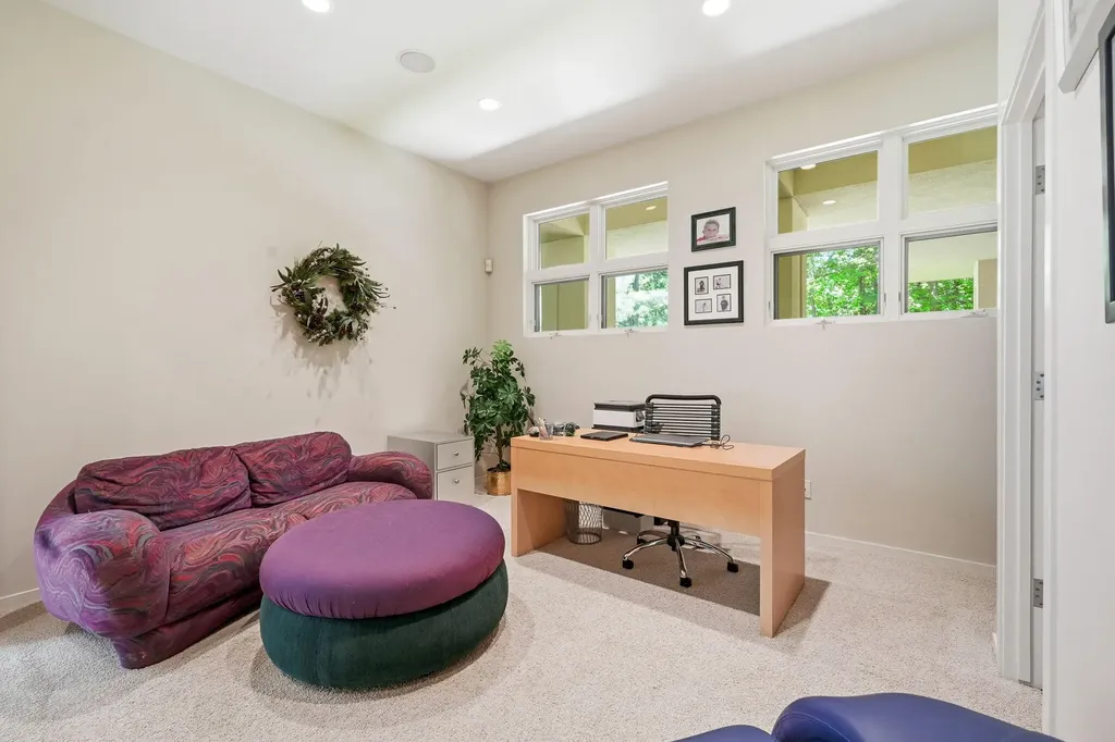 1970 Red Hill Drive NE Grand Rapids Charter Township MI 49301
