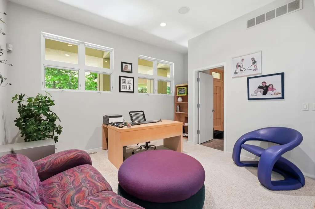 1970 Red Hill Drive NE Grand Rapids Charter Township MI 49301