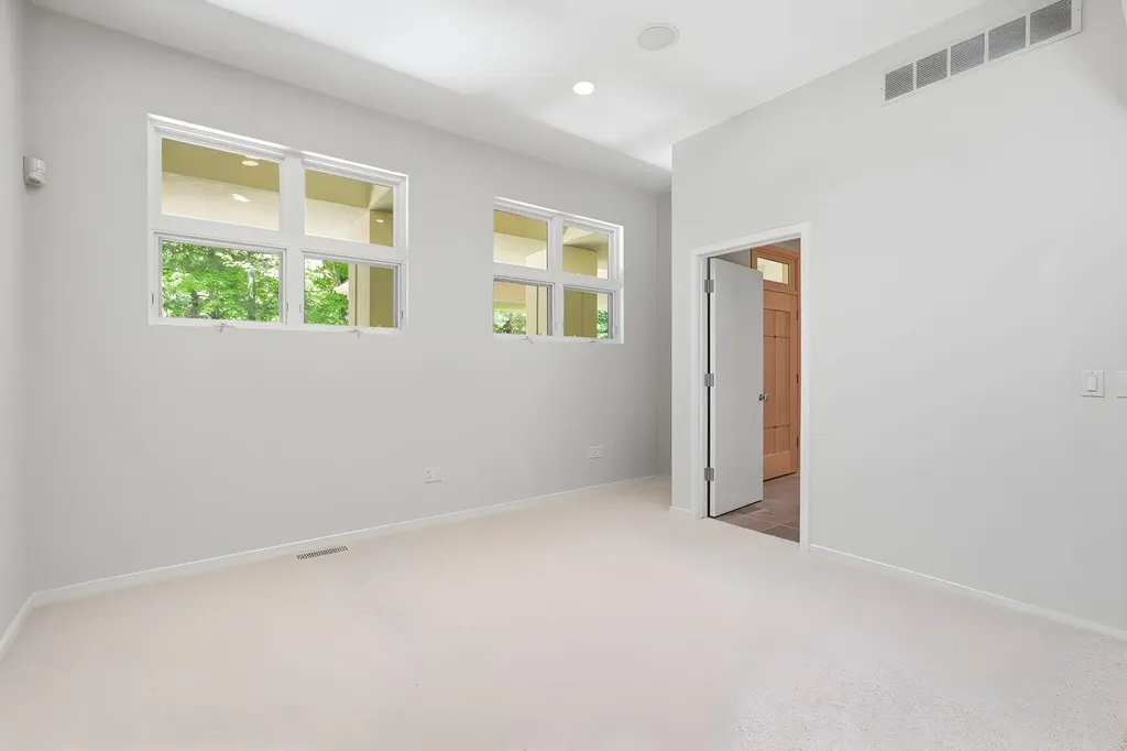 1970 Red Hill Drive NE Grand Rapids Charter Township MI 49301