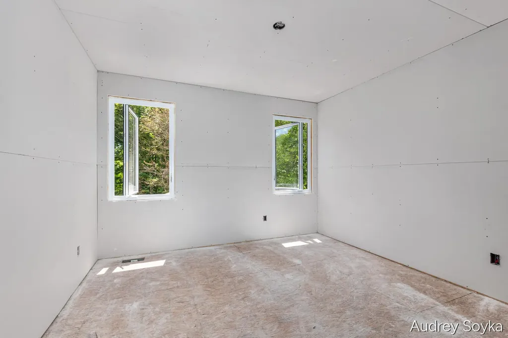 8234 Cascade Road SE Cascade Charter Township MI 49301