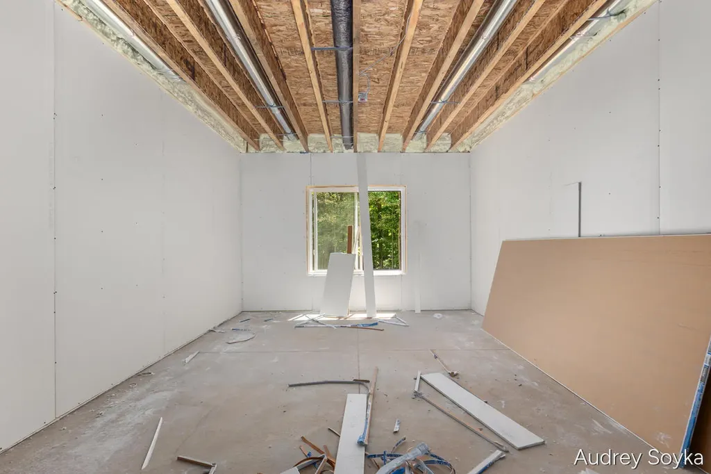 8234 Cascade Road SE Cascade Charter Township MI 49301