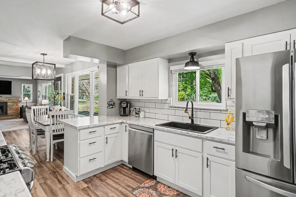 5525 Dowling Street Montague Township MI 49437