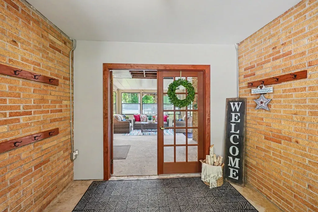 5525 Dowling Street Montague Township MI 49437