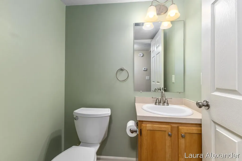 8507 Courtland Drive NE Rockford City MI 49341