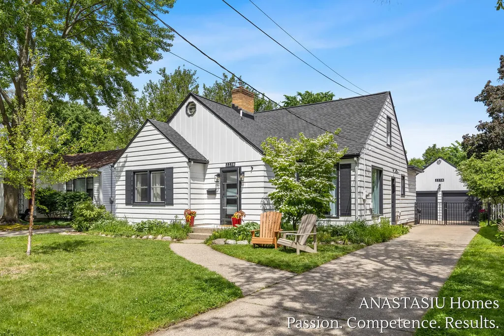 2238 Godwin Avenue SE Grand Rapids City MI 49507