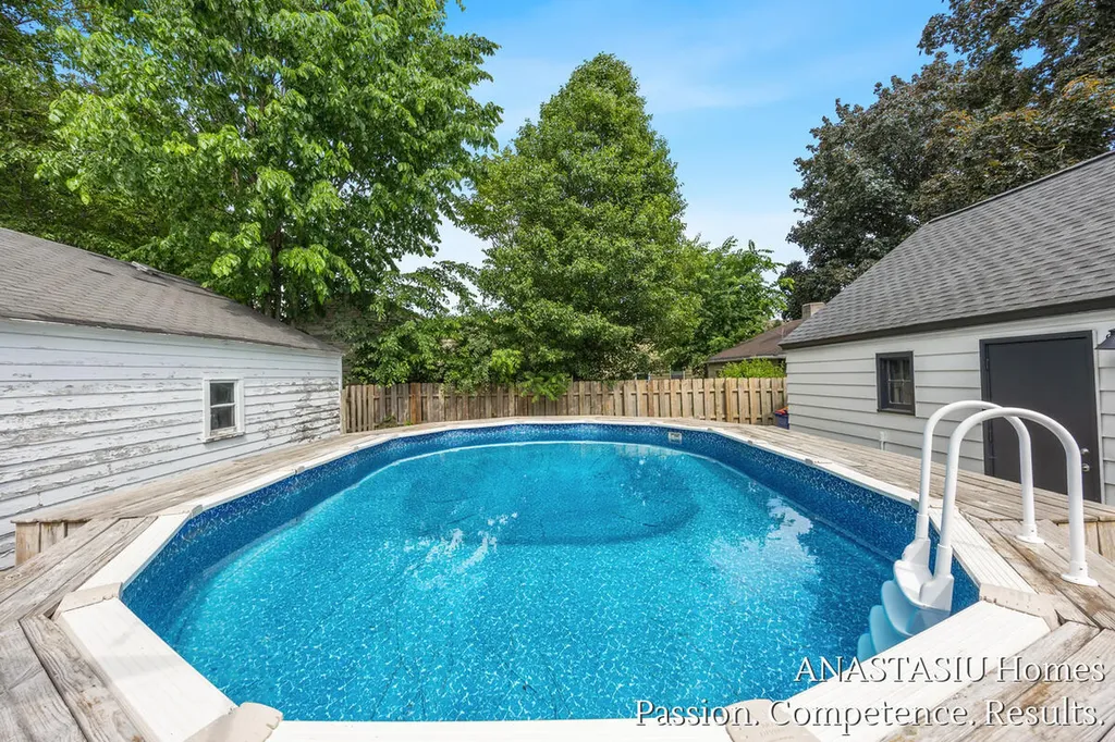 2238 Godwin Avenue SE Grand Rapids City MI 49507