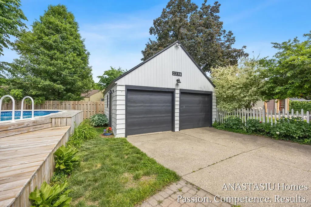 2238 Godwin Avenue SE Grand Rapids City MI 49507