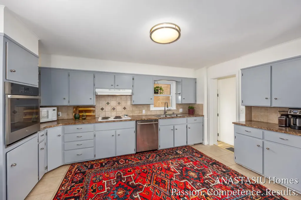 2238 Godwin Avenue SE Grand Rapids City MI 49507