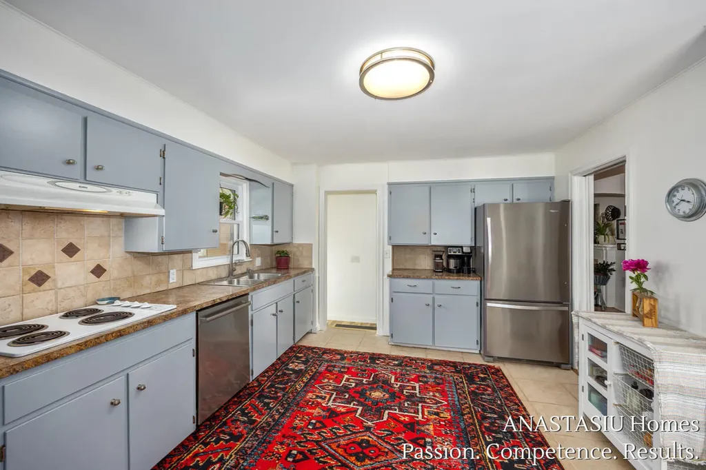 2238 Godwin Avenue SE Grand Rapids City MI 49507