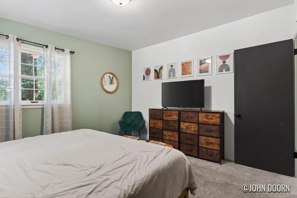 2246 Holliday Drive SW Wyoming City MI 49519