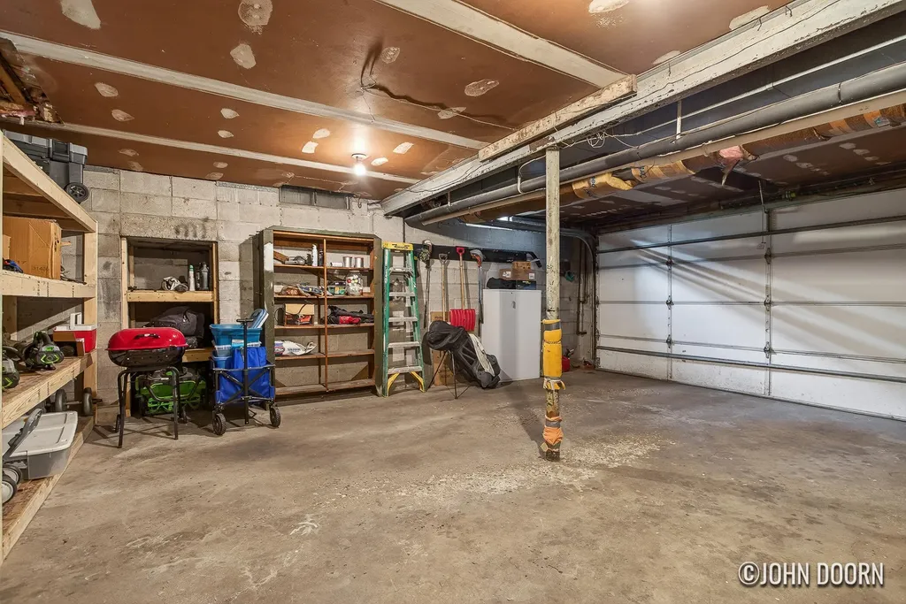 2246 Holliday Drive SW Wyoming City MI 49519
