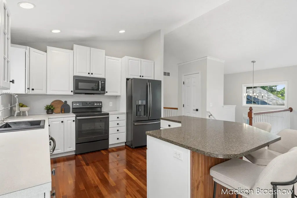 7154 Timbercreek Drive Allendale Charter Township MI 49401