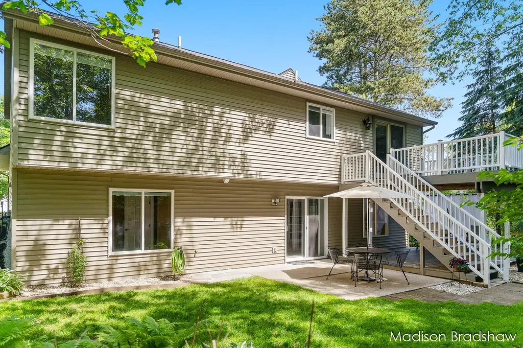 7154 Timbercreek Drive Allendale Charter Township MI 49401