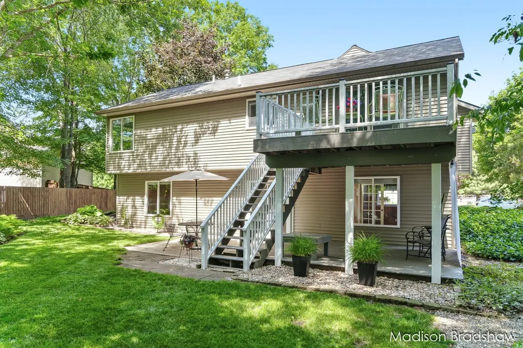 7154 Timbercreek Drive Allendale Charter Township MI 49401