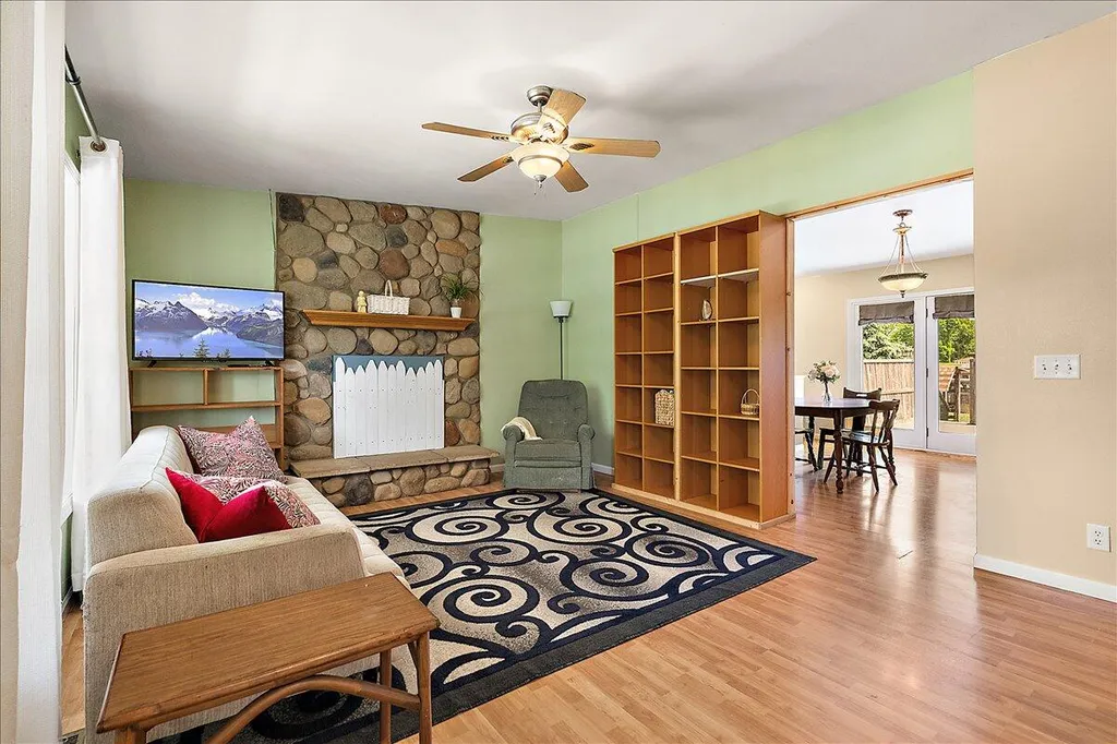 2171 Walking Horse Lane Valley Township MI 49010