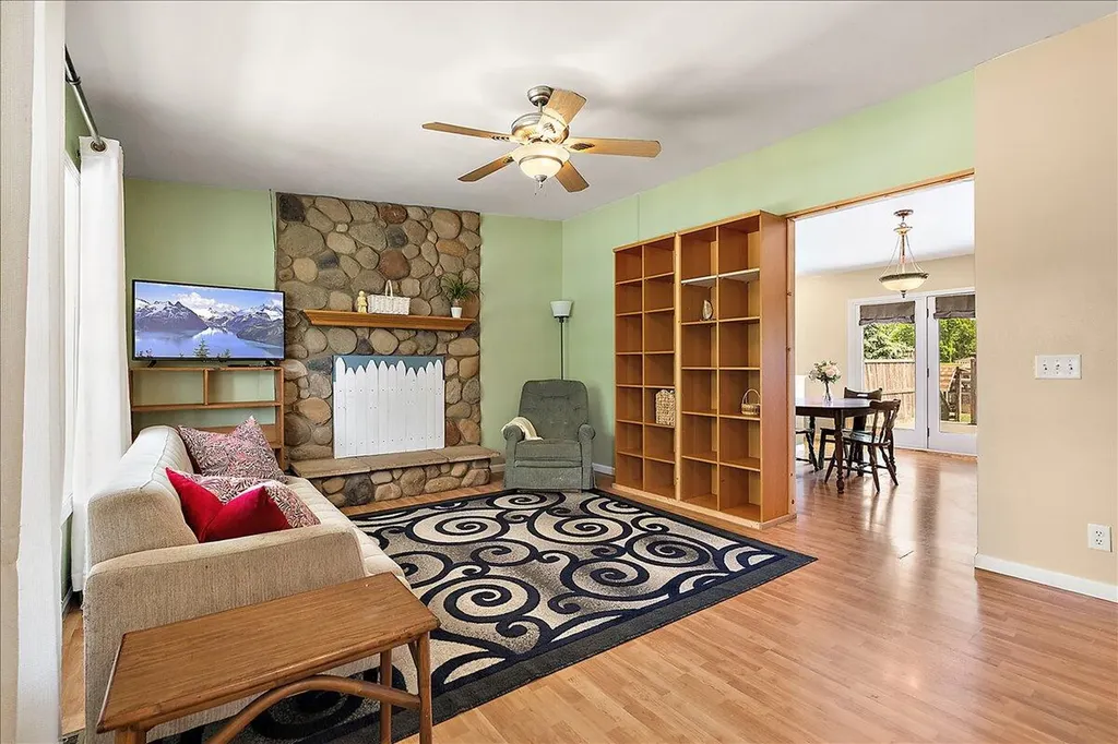 2171 Walking Horse Lane Valley Township MI 49010