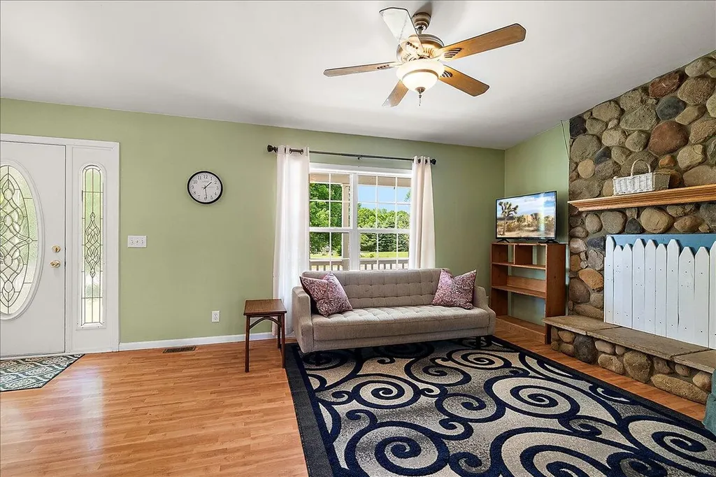2171 Walking Horse Lane Valley Township MI 49010