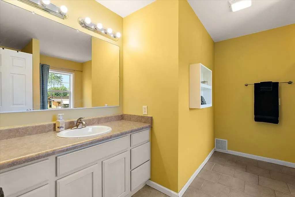 2171 Walking Horse Lane Valley Township MI 49010