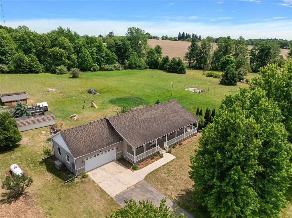 2171 Walking Horse Lane Valley Township MI 49010
