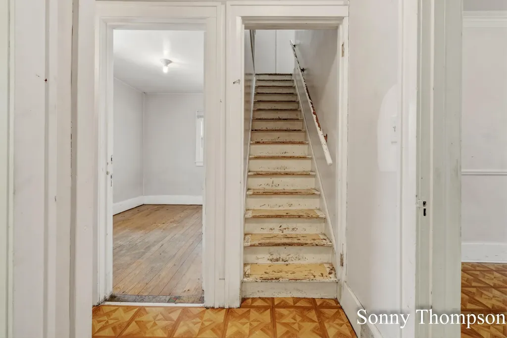 53 Baylis Street SW Grand Rapids City MI 49507