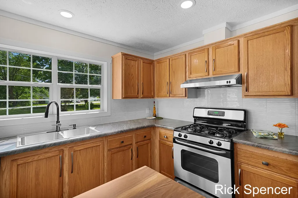 3321 Babylon Road Allegan Township MI 49010