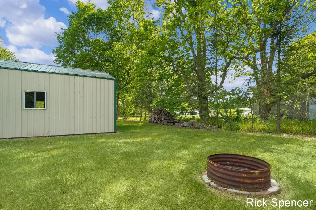 3321 Babylon Road Allegan Township MI 49010