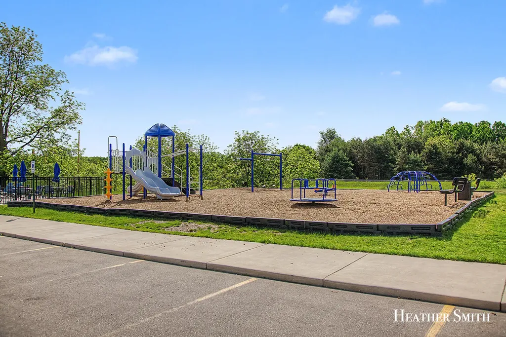 1285 Ashbrook Street NE Plainfield Charter Township MI 49306