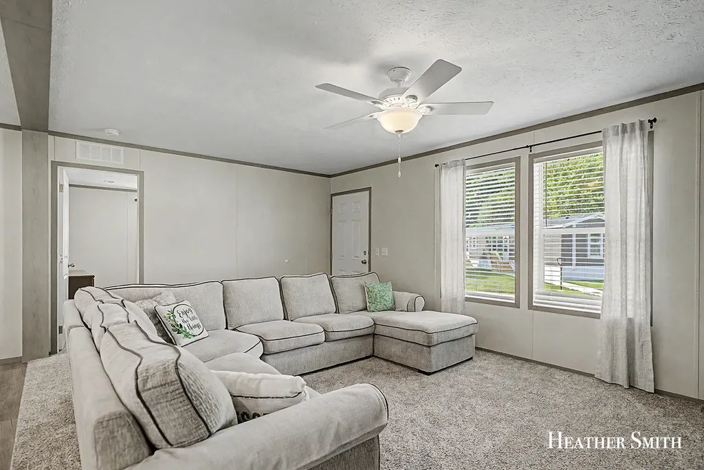 1285 Ashbrook Street NE Plainfield Charter Township MI 49306