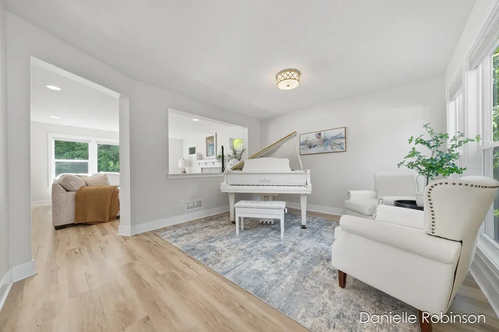 16936 Birchview Drive Crockery Township MI 49448