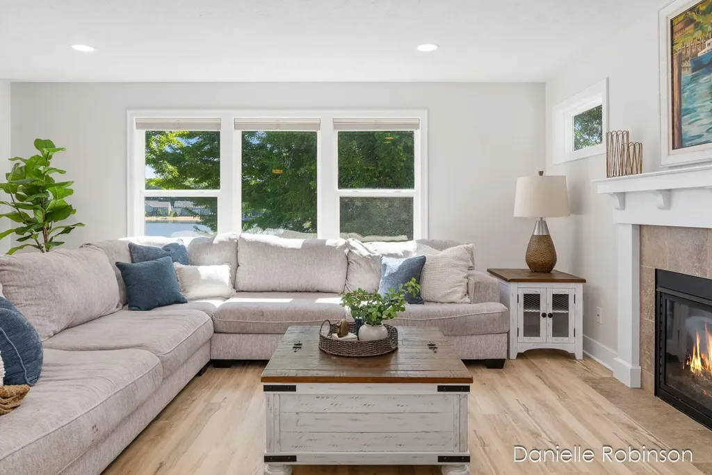 16936 Birchview Drive Crockery Township MI 49448