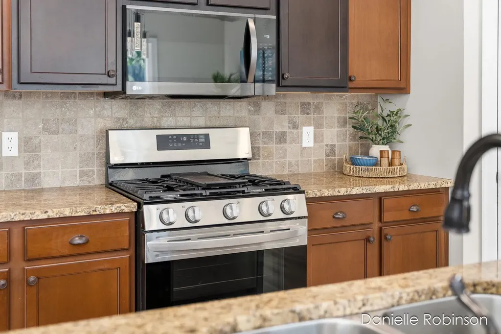 16936 Birchview Drive Crockery Township MI 49448